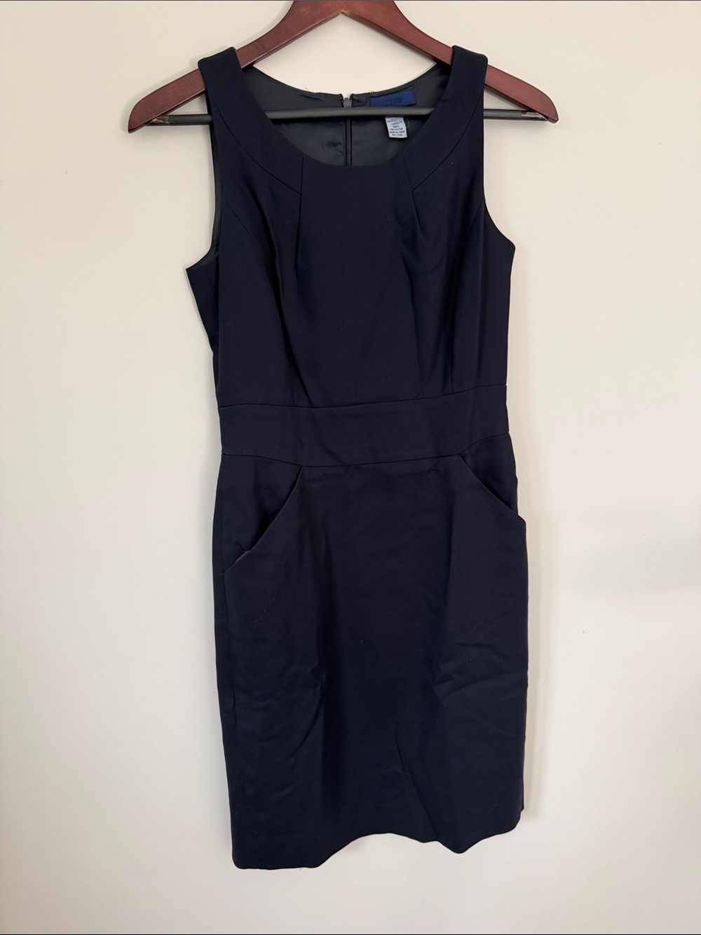 Jcrew Classic Sleeveless Sheath Dress in Navy